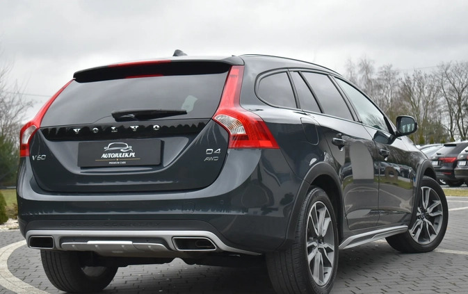 Volvo V60 Cross Country cena 79900 przebieg: 210000, rok produkcji 2017 z Prószków małe 781